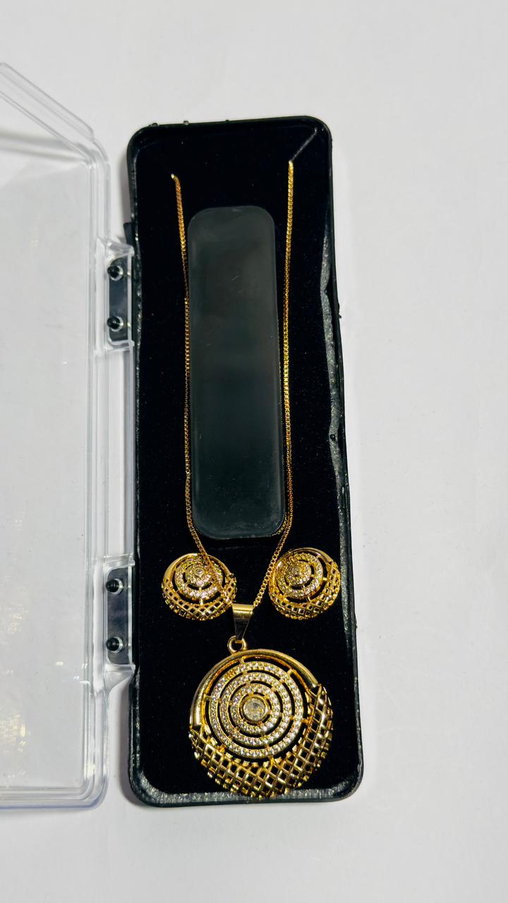 Rose Gold Necklace with ear studs - Image 2